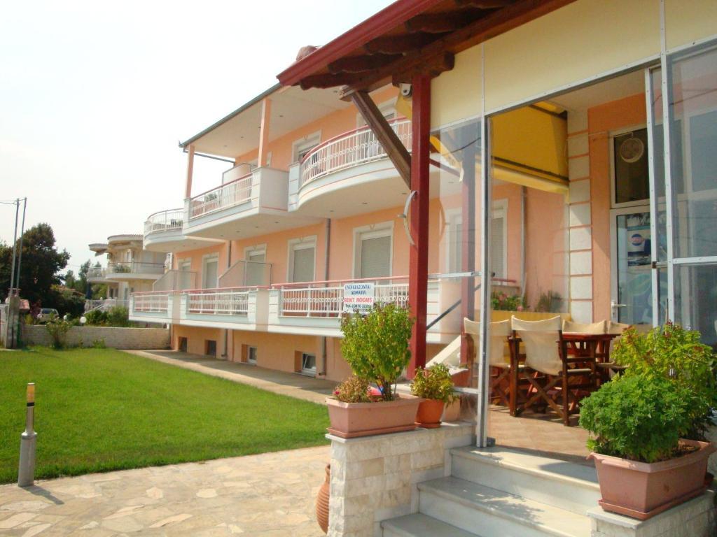 Pension Delfini Аспровальта Экстерьер фото