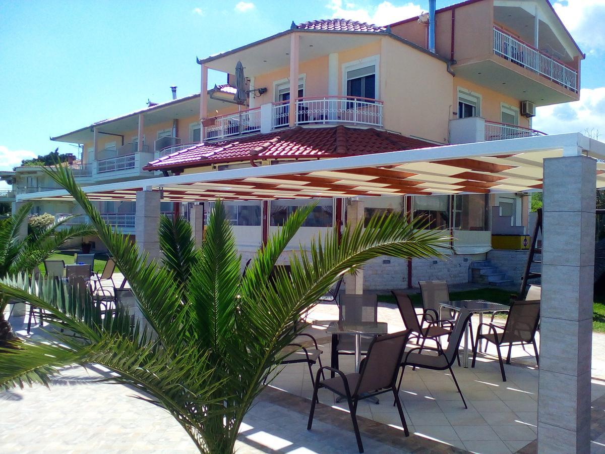Pension Delfini Аспровальта Экстерьер фото